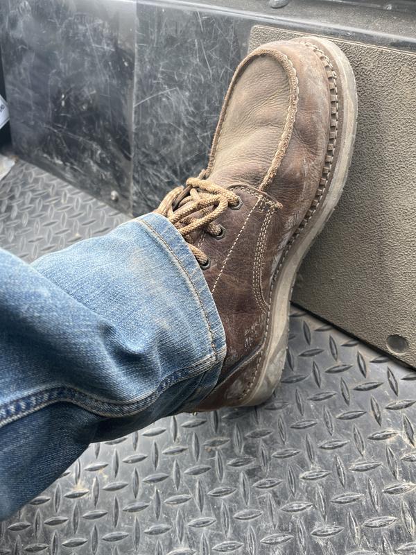 3 weeks old and they are already bulging out the sides
