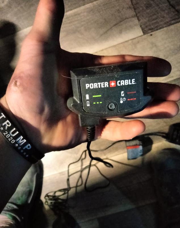 Charger fits in my hand and I have small hands.