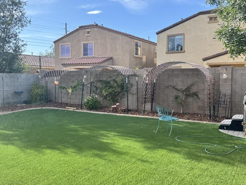 Shade structure fortress