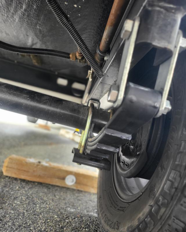 Carry-On Trailer 5-Leaf Eye to Eye Spring, 2,900 lb. Max Carry-On Trailer 5-Leaf Eye to Eye Spring, 2,900 lb. Max