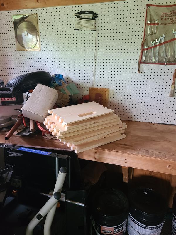 2 Unassembled deep boxes