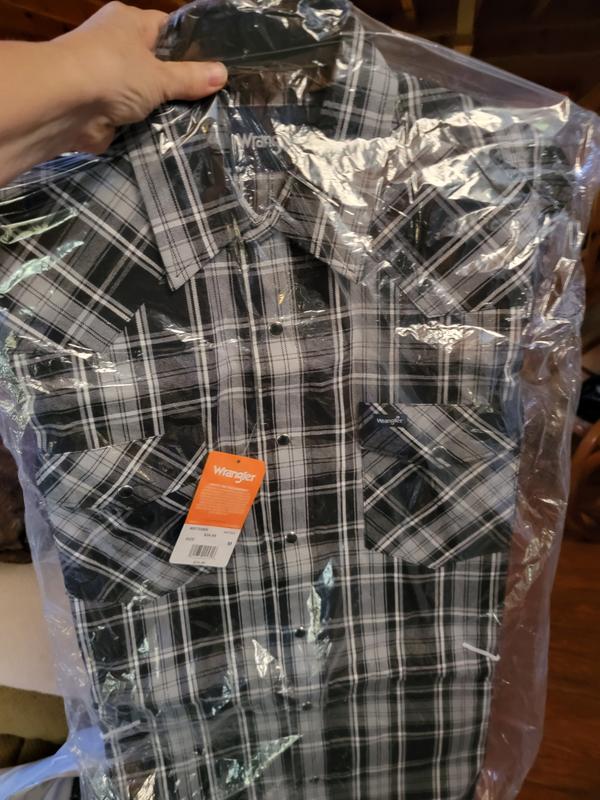 Not the solid black that I ordered