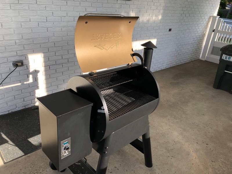 Bass pro clearance traeger