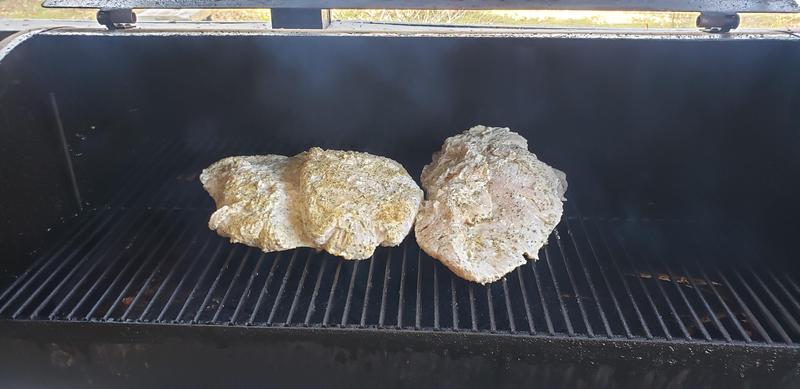 Anyone know where I can find this rub, CS said no longer made, or at the  very least a comparable chicken rub? : r/Traeger