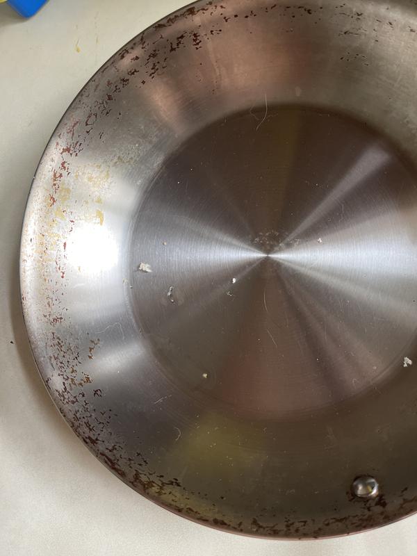 Photo taken after washing the pan because before washing it was worse