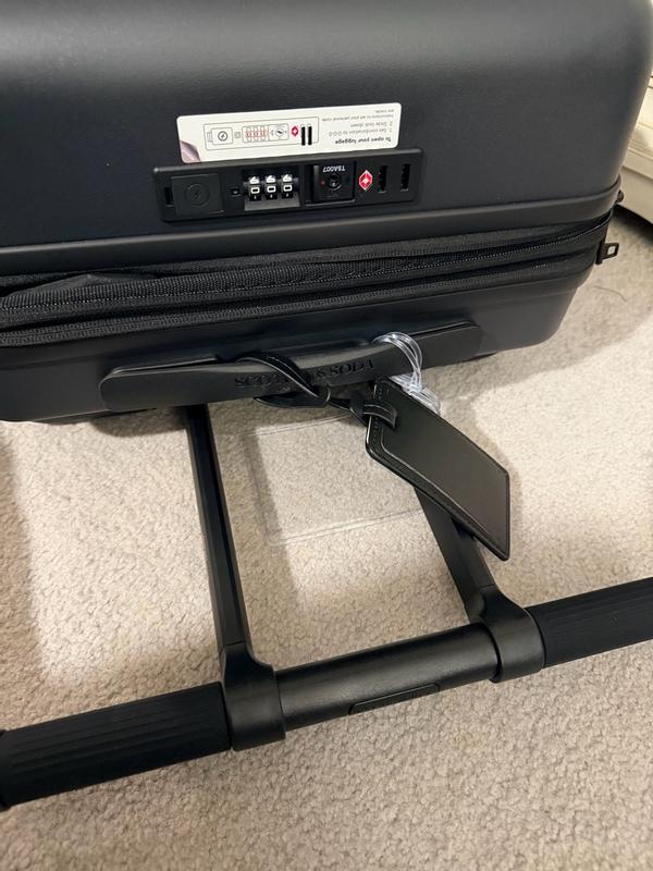 Customer carousel item 3.