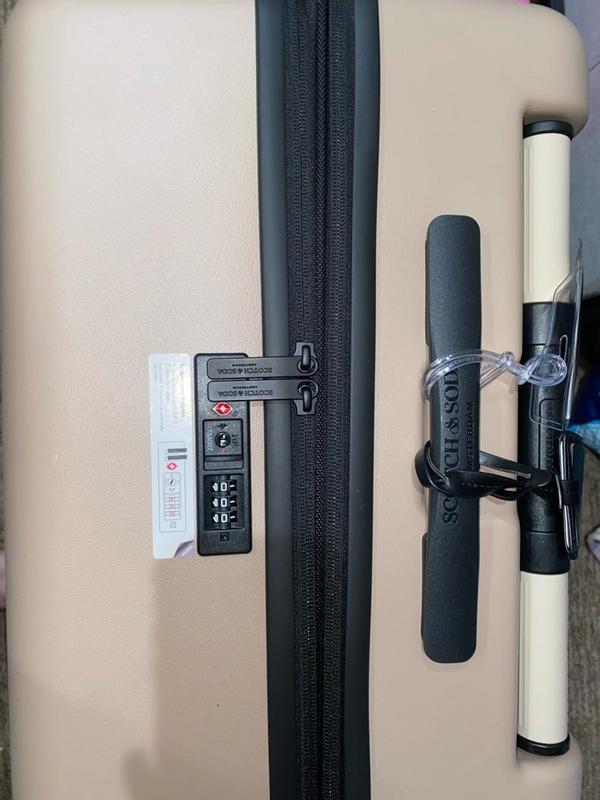 Customer carousel item 1.