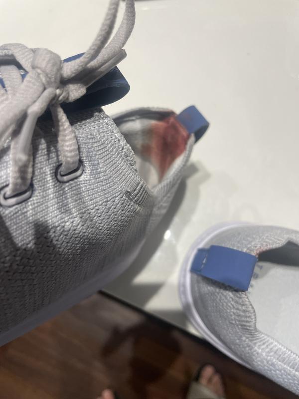 Customer photo for "Do not buy until they fix the back"