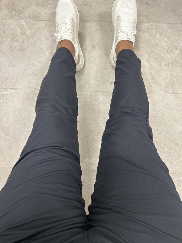 Customer photo for "Open to close 2.0 Pant"