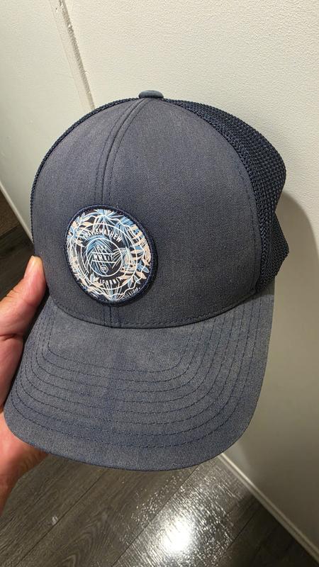Customer photo for "Great style bad durability"