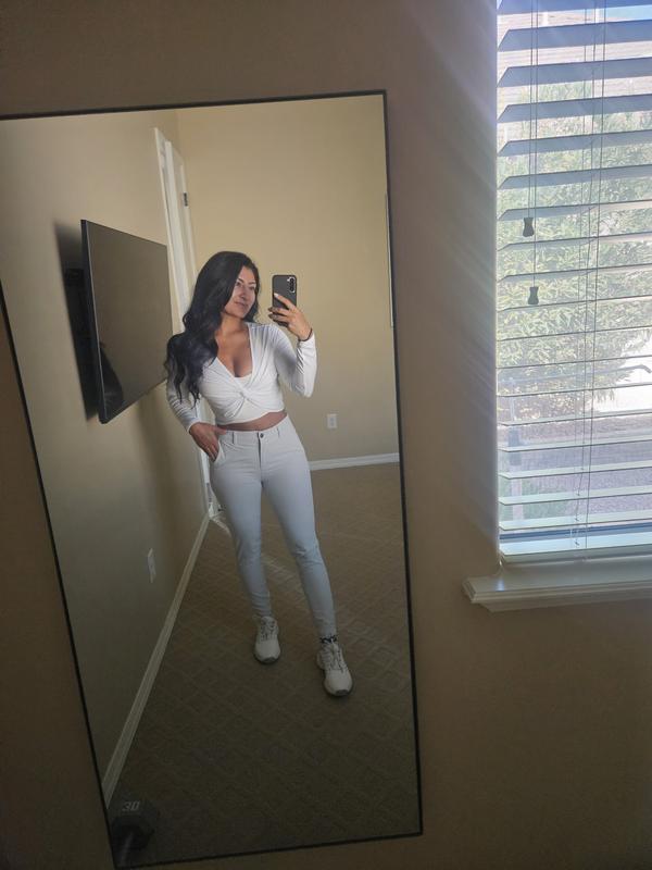 Review Thumbnail Image 0 350112802