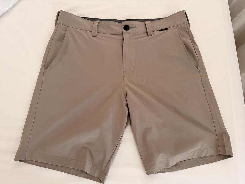 Customer photo for "Perfect golf shorts"