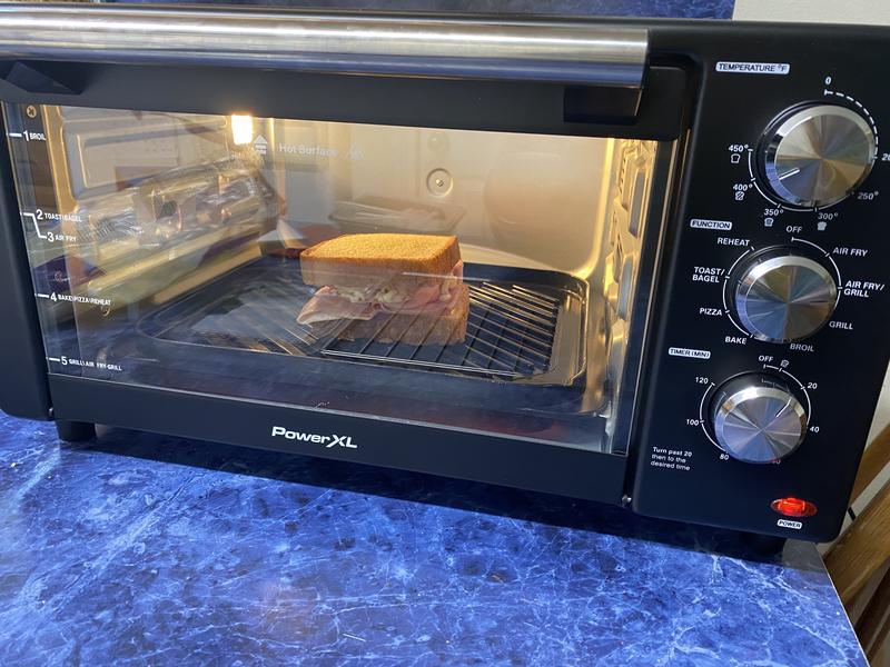 Toasted Ham and cheese sandwiches, this POWERXL will toast these sandwiches perfectly to your personal preference.