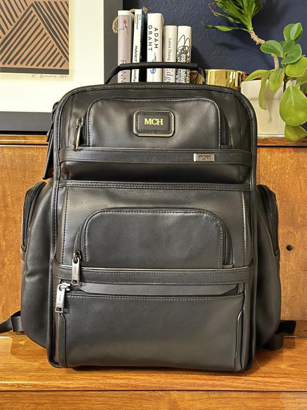 Tumi t hotsell pass leather