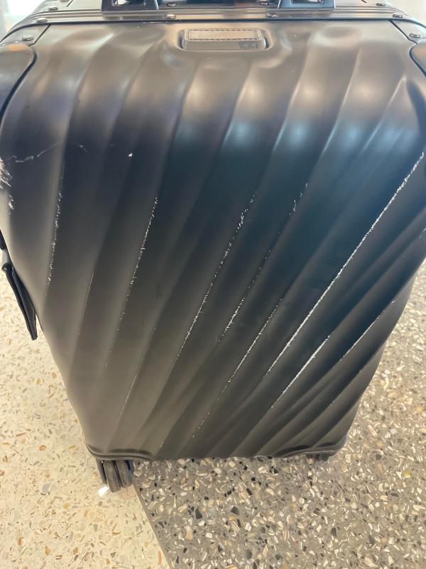 Customer photo for "Scratched"