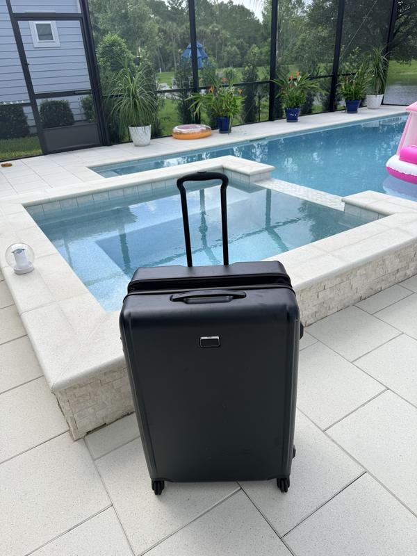 Customer photo for "Ultimate Suitcase for Checked Baggage"