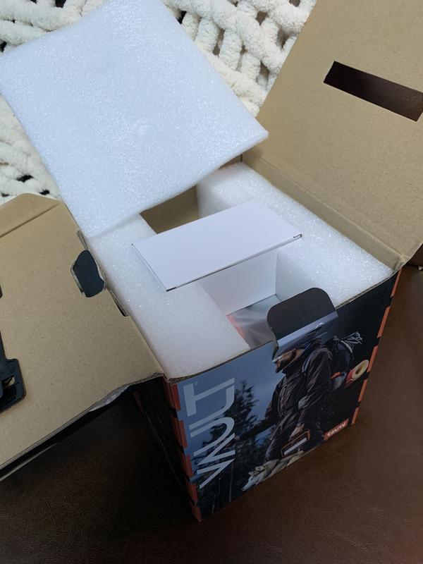 Top shelf packaging and protection