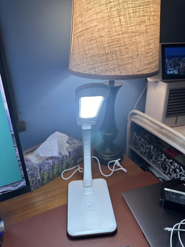 Brooklyn AURA LED Desk Light (Wireless qi™ Charging)