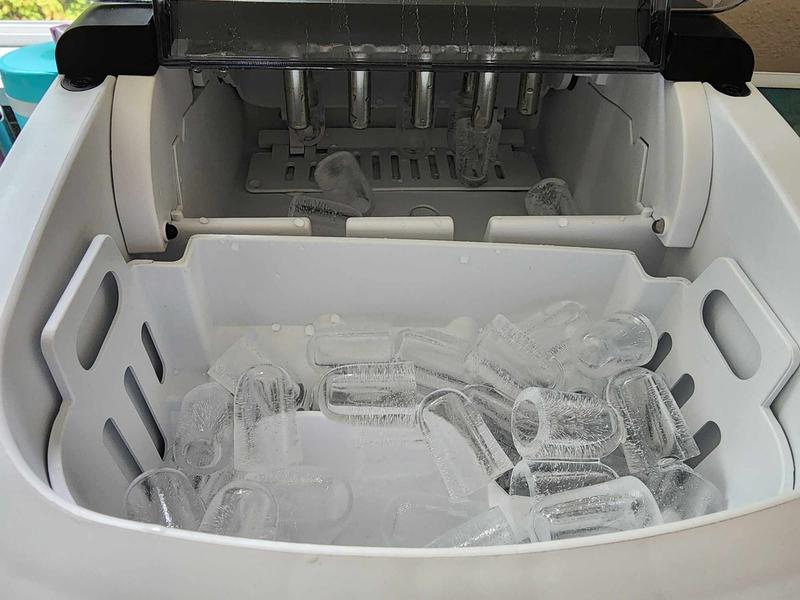 ionchill QuickCube Ice Maker – Tzumi®