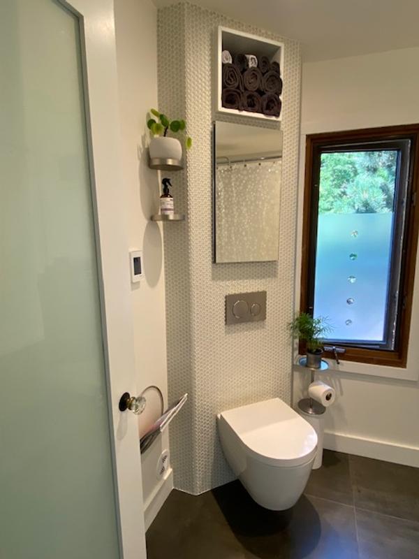 Porte-papier toilette avec rangement Portaloo de Umbra, blanc 1012487-670