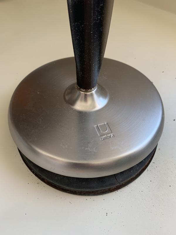 Umbra Tug broken bottom