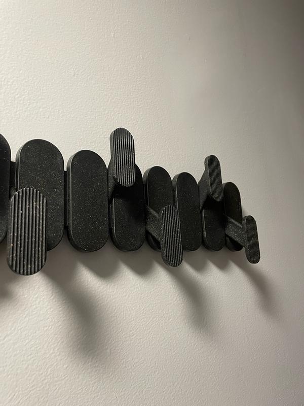 Appendiabiti Autoportante Yoobure Con Base In Marmo Naturale E 6 Ganci A L – Pratico E Stabile Per Ingresso E Camera