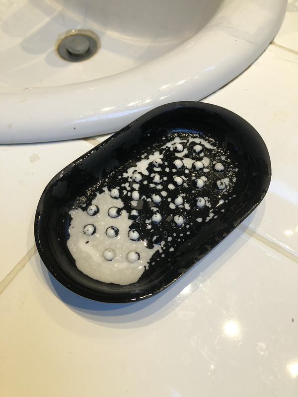 Umbra Junip Oval Soap Dish - Black