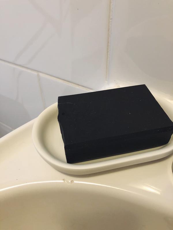 Umbra Junip Oval Soap Dish - Black