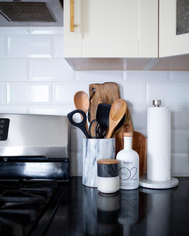 Umbra marla paper towel holder cheap