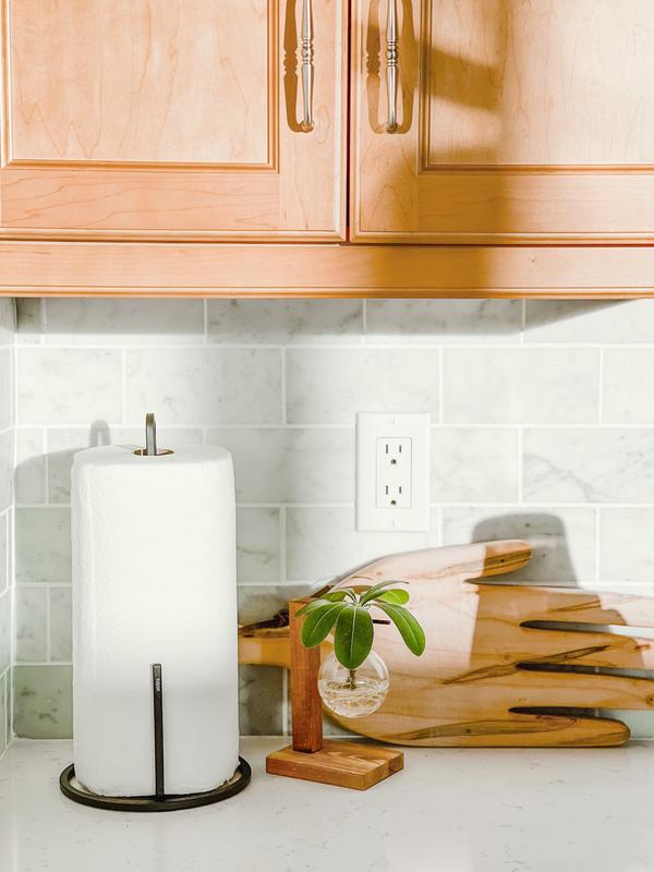 Squire Countertop Paper Towel Holder - Eco-Friendly Finish