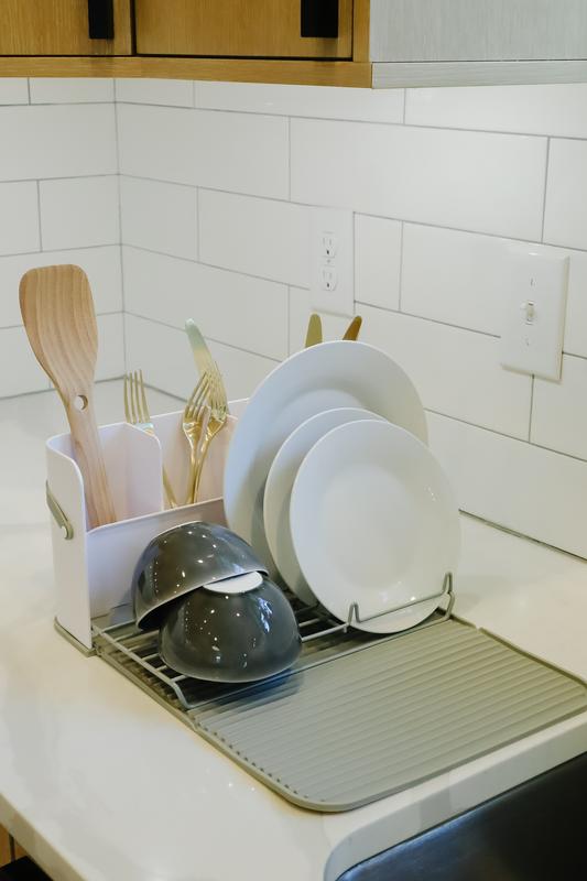 Eyesore?? does anyone not use a drying dish rack for the kitchen?