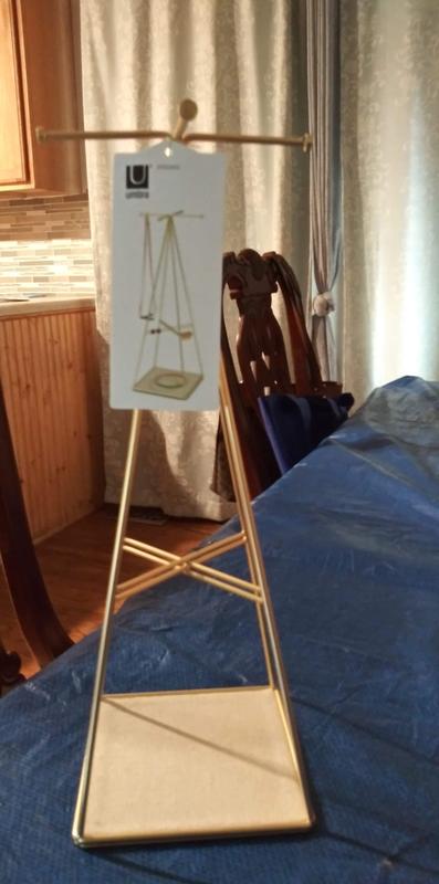 Great stand for my jewelry