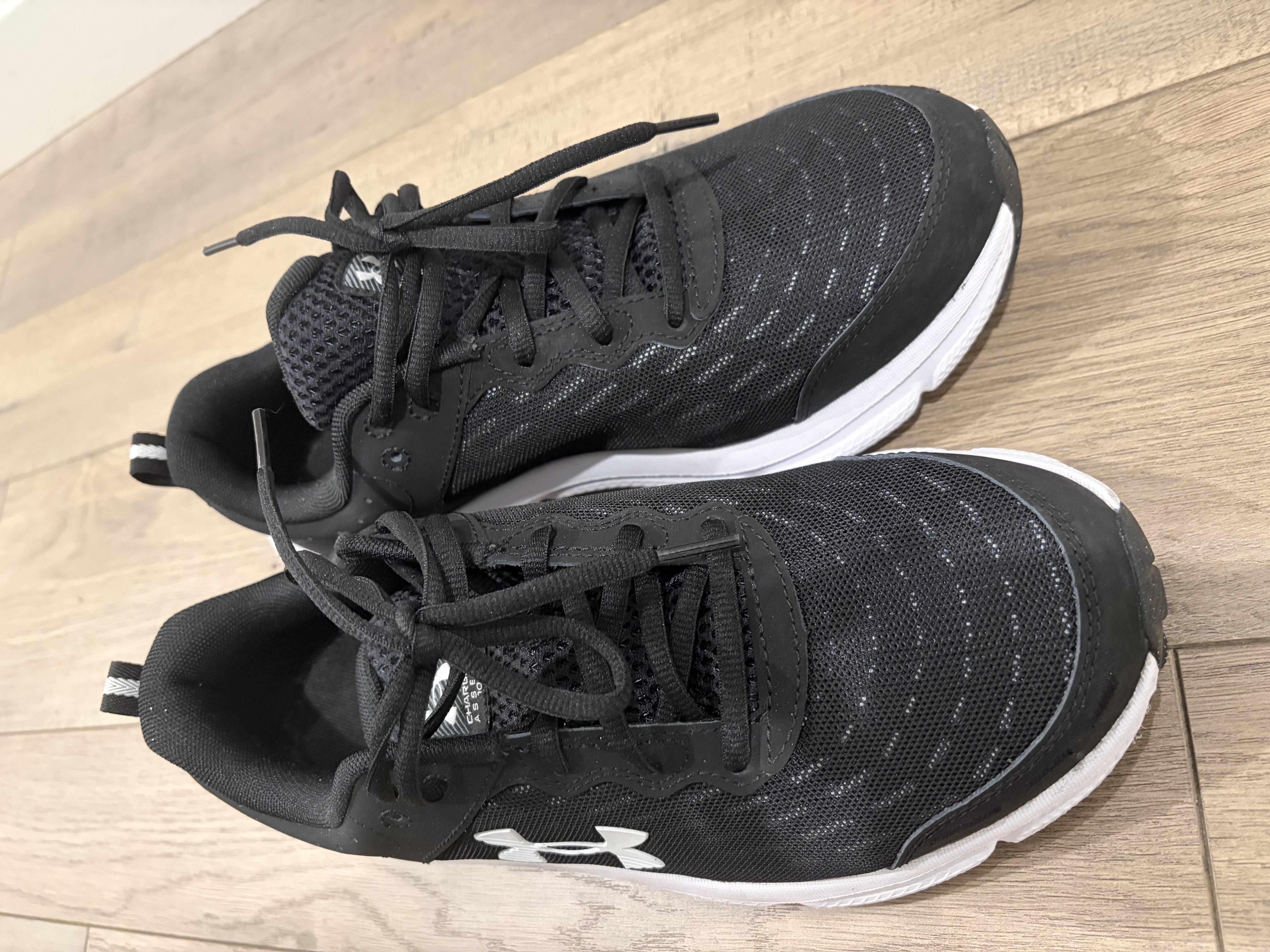 UA Charged Assert 10 Men's Running Shoes | Under Armour