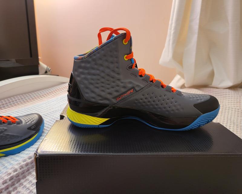 Under armour shop curry 1 underdog