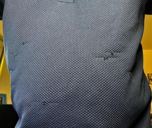 Looks even worse when the snug fit clings to my belly.