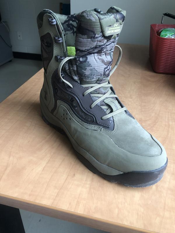 Under armour hotsell light boots