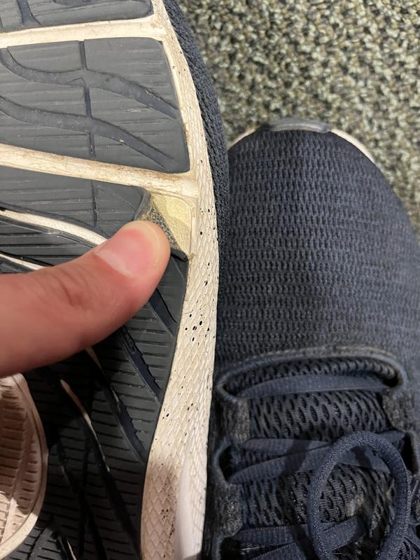 Sole peeling in spot 1