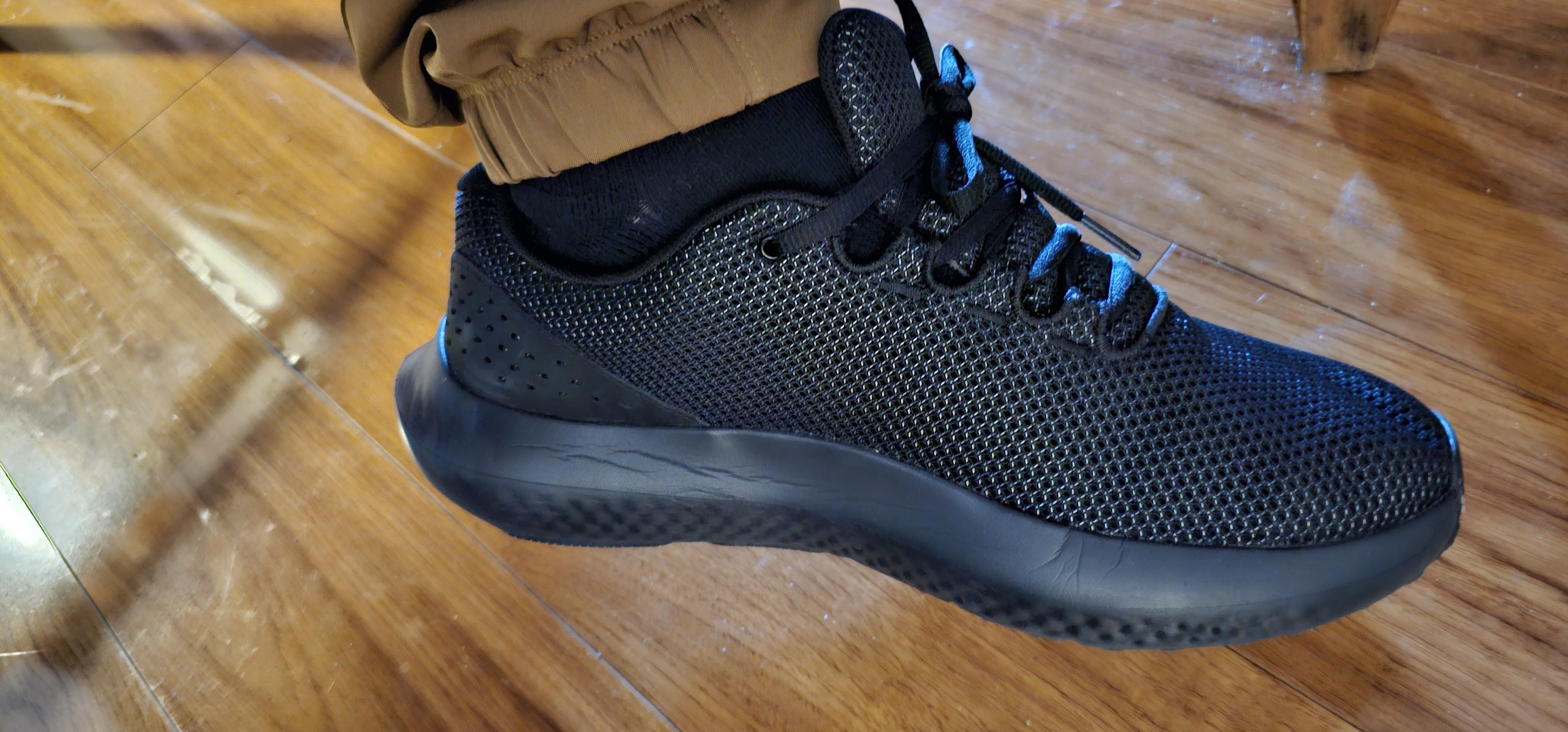 UA Surge 4 Men