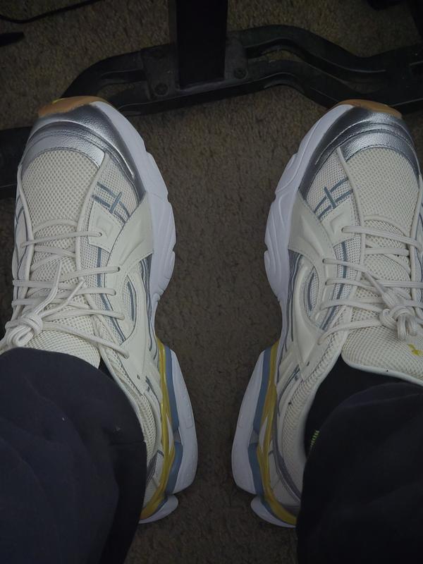 Review Thumbnail Image 0 248474975