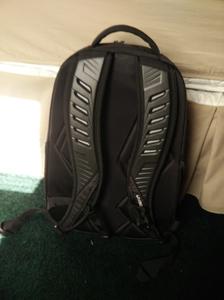 under armour contender