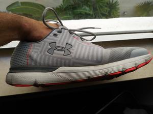 Men's UA SpeedForm® Gemini Vent Running Shoes Men's UA SpeedForm® Gemini Vent Running Shoes