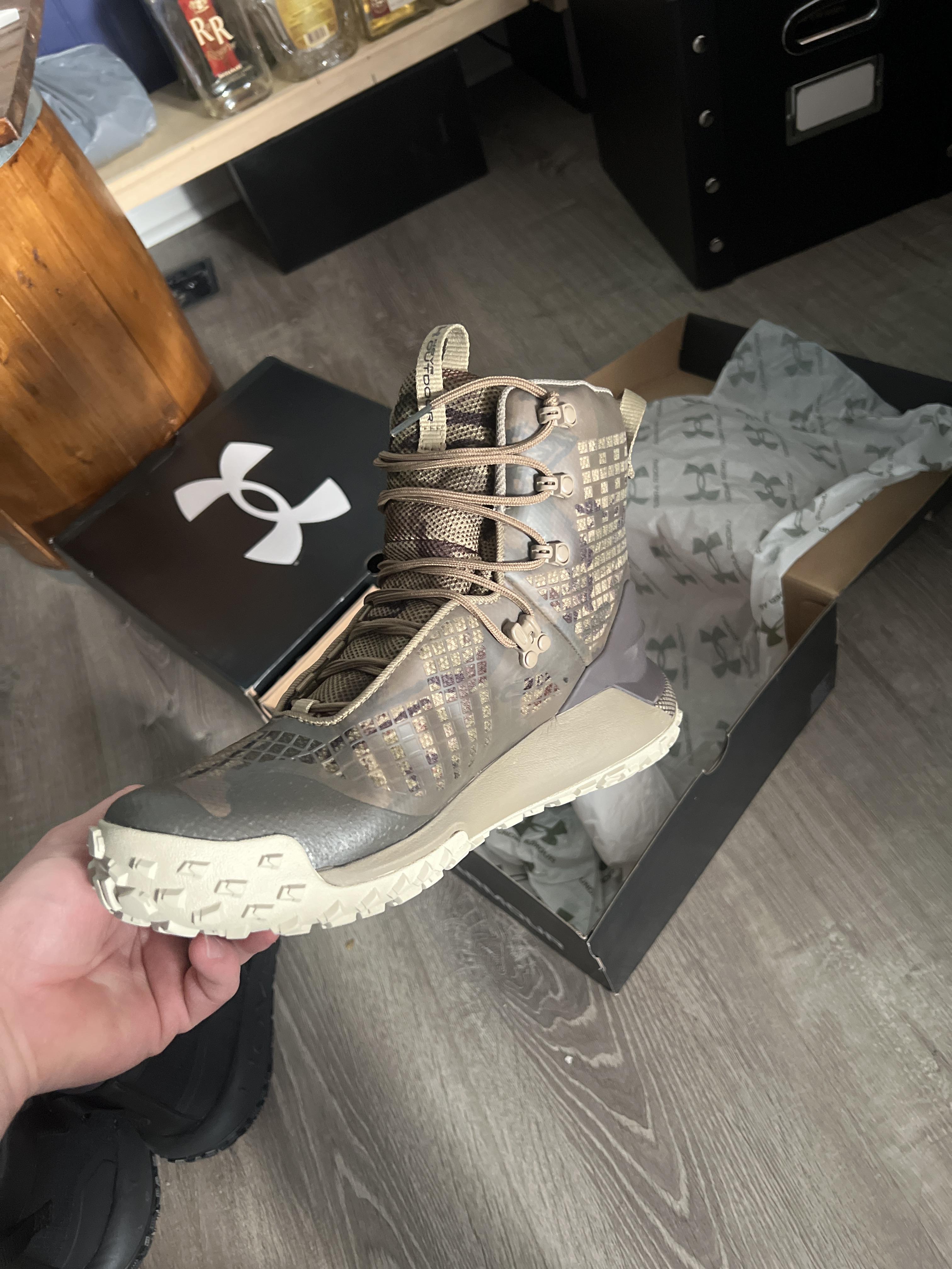 UA HOVR™ Dawn Waterproof 2.0 Men's Boots | Under Armour