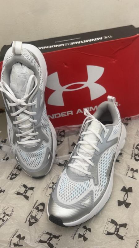 UA Aura Unisex Shoes | Under Armour