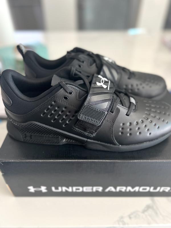 Chaussure ranger et cagoule Under Armor Maître-chien