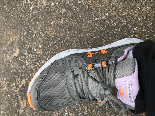 men's ua charged toccoa 3 running shoes