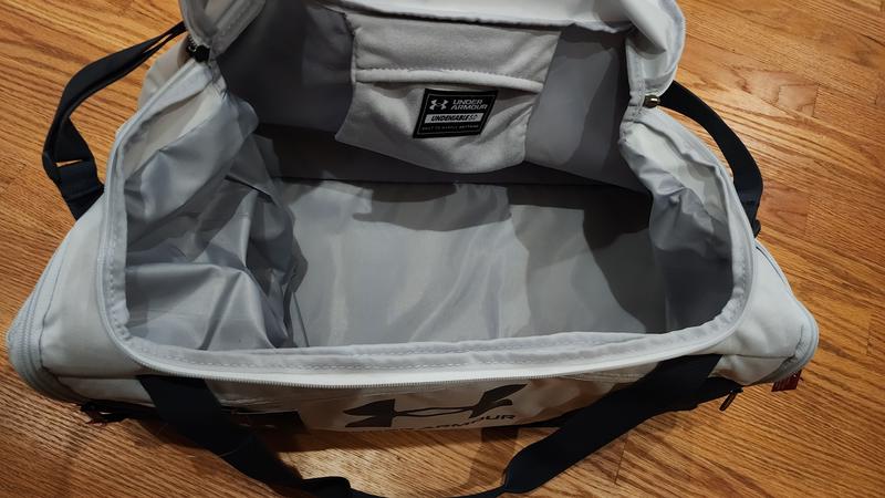 Silverback Revolution®️ Duffle Bag (Silverback Grey) – EAGOR®️