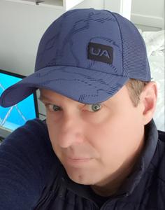 men's ua training trucker cap