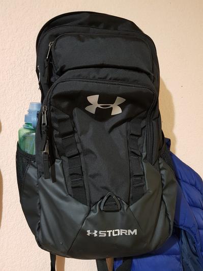 Mochila under cheap armour storm