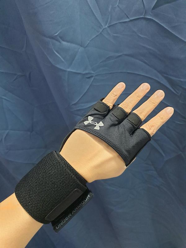 Unisex UA Grippy Gloves