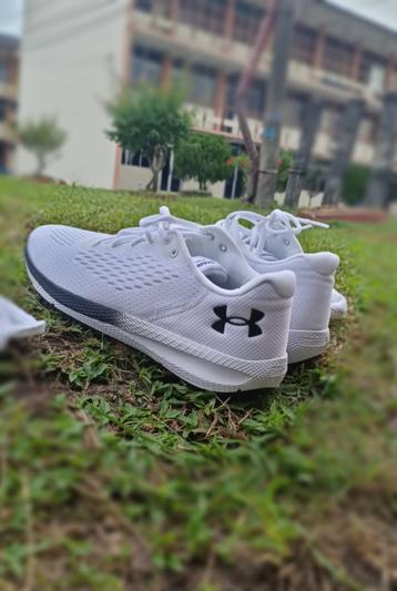 under armour charged 2